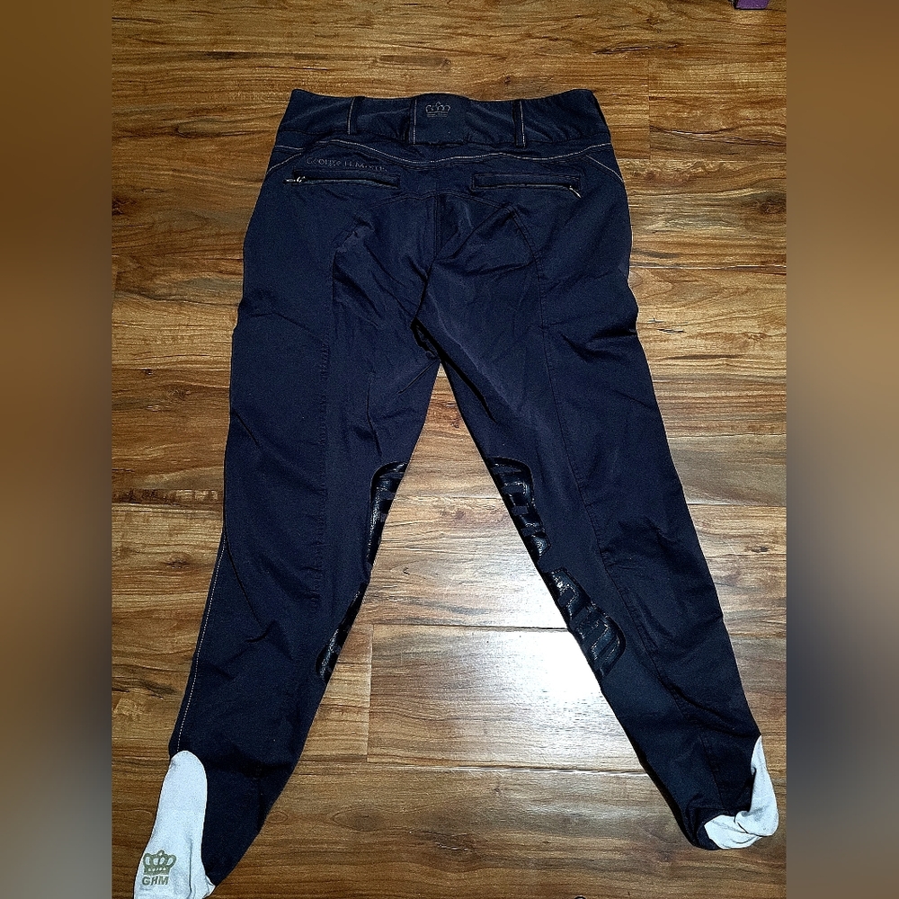Breeches - Picture 6 of 9